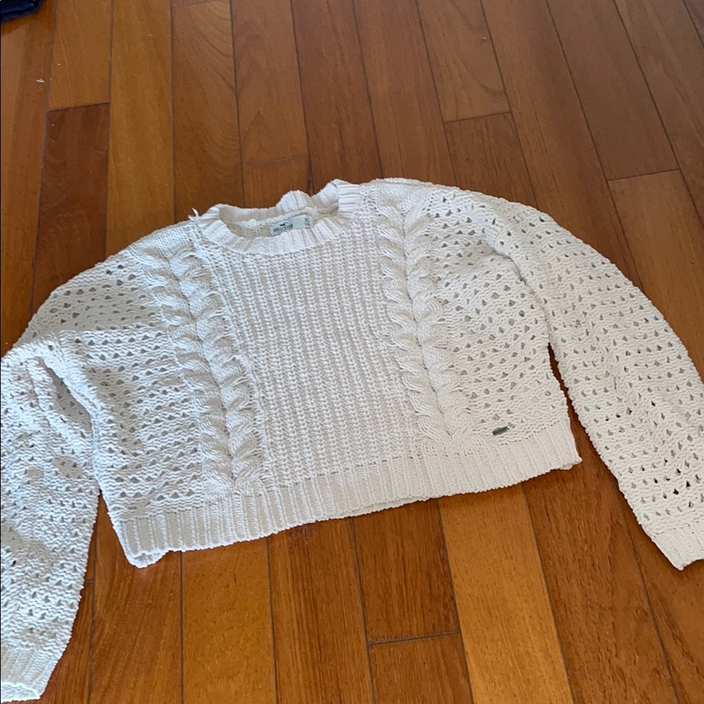 Hollister off White Crew Neck Sweater with Textured Knit chenille XS oversized